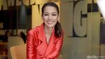 Sexy In Red! Susan Sameh Pamer Kaki Jenjangnya