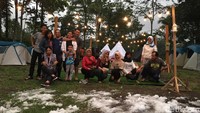 Traveler bisa mencoba menginap di sini akhir pekan ini, harganya untuk paket standar seharga Rp 135 ribu per orang dan paket Glamping VIP Rp 400 ribu per tenda. (Ristu Hanafi/detikTravel)