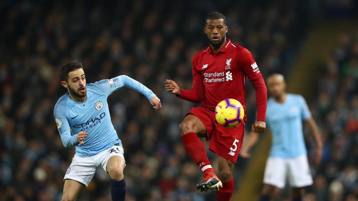 Manchester City dan Liverpool saling tempel di klasemen Premier League. (Foto: Clive Brunskill/Getty Images)