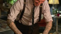 Mantan pesepak bola David Beckham Tahun Baru bersama keluarga dengan membuat makanan khas Turki di rumahnya. Foto: Istimewa