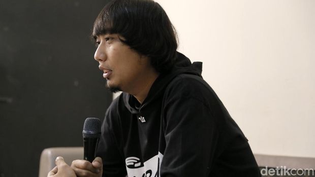 Flashback Ade 'Jigo' Berjuang di Pusara Tsunami Sambil Peluk Anak