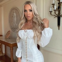 Upah wanita yang berusia 24 tahun itu pun belum termasuk dengan endorse dari produk-produk lainnya yang ia unggah di akun Instagramnya. Foto: Instagram @tammyhembrow