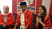 Tsamara menuding Ketum Gerindra tersebut sudah membuat kebohongan mengenai selang cuci darah untuk pasien sudah dipakai 40 kali di Rumah Sakit Cipto Mangunkusumo. Tapi pihak RSCM sudah membantah pernyataan Prabowo tersebut