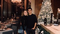Natasha kini memasuki usia 20 tahun. Model dan presenter ini sekarang menjalin hubungan dengan mantan penyanyi cilik, Ciccio Manassero. Foto: Instagram natasharyder