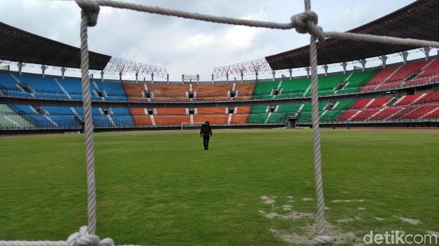 Stadion Gelora Bung Tomo