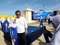 WiFi Gratis Bikin Taman Kota Morotai Asyik Buat Narsis 