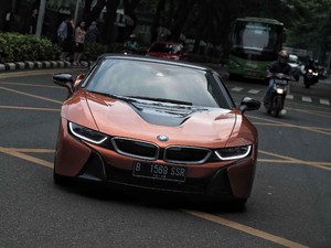 Wow, BMW i8 Dipasangi PC Penambang Bitcoin