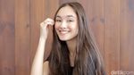 Senyum Manis Caitliin Halderman