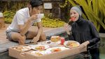 Serunya Dhatu Rembulan, Istri Tria Changcuters Kalau Sedang Makan