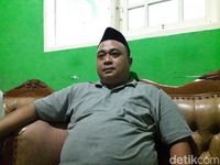 Sampah di Kali Pisang Batu Bekasi, Aparat Desa Tunggu 'Dibawa Pergi' Hujan