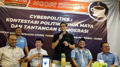 Kontestasi Politik Dunia Maya dan Tantangan Demokrasi