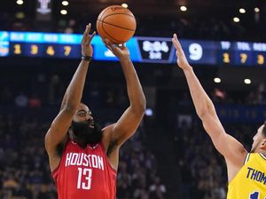 Hasil NBA: Three Point Harden Bawa Rockets Kalahkan Warriors