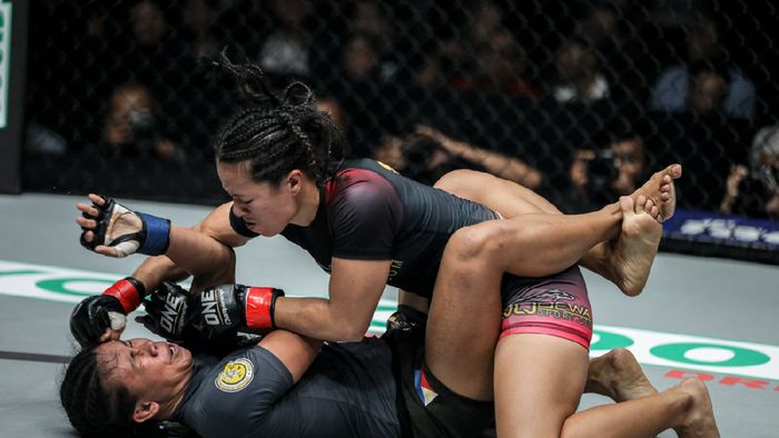 Priscilla Hertati Lumban Gaol bakal beraksi tengah bulan ini (dok.ONE Championship) Priscilla Hertati Lumban Gaol bakal beraksi tengah bulan ini (dok.ONE Championship)
