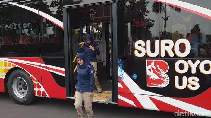 bus suroboyo baru