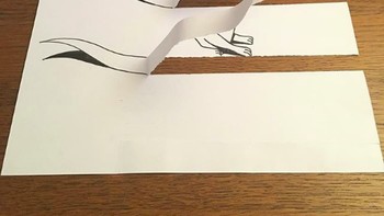 Dua T-rex yang berjalan. Foto: Instagram