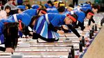 Serunya Anak-anak Ikuti Kontes Kaligrafi di Jepang