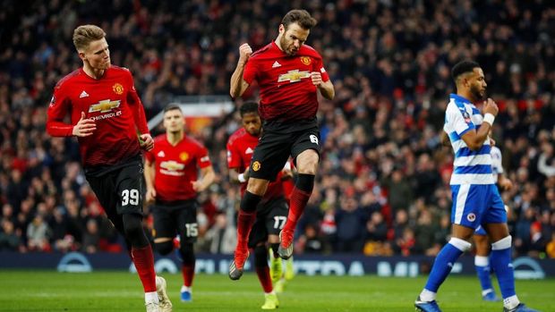 Juan Mata berhasil membuka keunggulan Manchester United.