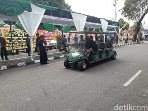 Tamu Resepsi Dhaup Ageng Pakualaman Diantar Jemput Pakai Shuttle