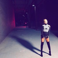 Penampilan seksi penyanyi yang memiliki nama asli Kim Hyo Jung ini bahkan menjadi hot topik pertama di Naver pada Selasa (1/1/2019).  Foto: dok. Instagram @xhyolynx