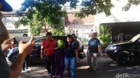 Begini penampakan Vanessa Angel saat ditangkap Mapolda Jatim.  Foto: Hilda Meilisa Rinanda