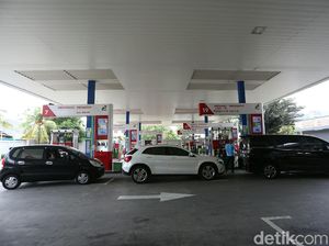 Membandingkan Harga BBM Pertamina, Shell dan Total, Murah Mana?