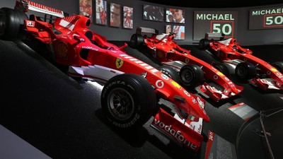 Ferrari Pamer Mobil Schumacher