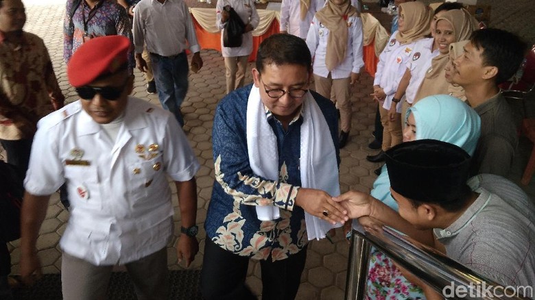 Fadli Zon Yakin Elektabilitas Prabowo Bisa Salip Jokowi Fadli Zon Yakin Elektabilitas Prabowo Bisa Salip Jokowi