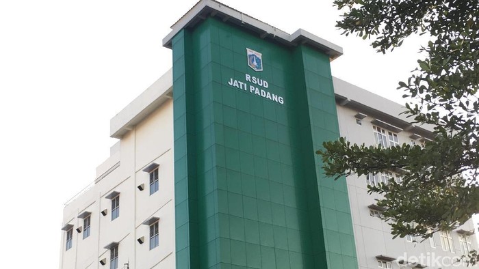 RSUD Jatipadang Jakarta Selatan untuk sementara tidak melayani pasien BPJS. (Foto: Widiya/detikHealth) RSUD Jatipadang Jakarta Selatan untuk sementara tidak melayani pasien BPJS. (Foto: Widiya/detikHealth)