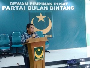 Hamdan Zoelva, Eks Staf Yusril yang Kini Jadi Lawan di Konflik Demokrat