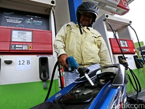 Harga Pertamax Cs Besok Turun