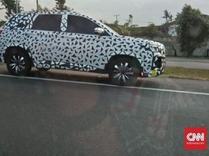 Wuling Almaz Kembali Kepergok Sedang Jalan-jalan