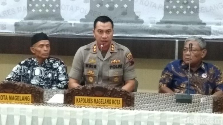 Perusak Nisan di 4 Makam Kota Magelang Akhirnya Tertangkap Perusak Nisan di 4 Makam Kota Magelang Akhirnya Tertangkap