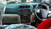 Satu hal ubahan mencolok pada Avanza 2019 adalah sudah menggunakan tombol start/stop engine. Foto: Instagram Toyotamerdekabandung