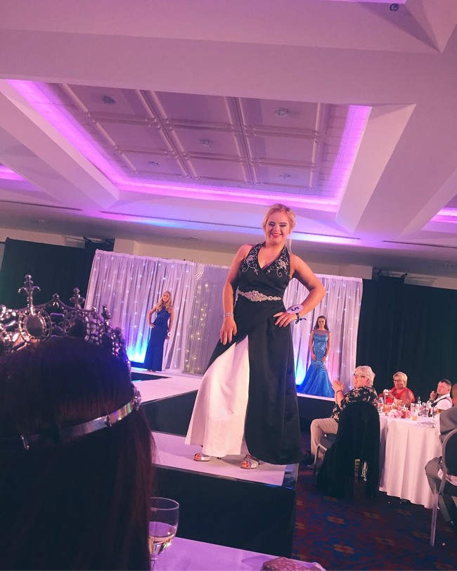 Aku ingin menjadi model di London dan Liverpool. Aku ingin pergi ke New York, Milan, dan Paris. Aku suka fashion. Aku suka semuanya. Aku sangat menyukainya. Aku tidak akan menyerah. Aku akan membuat orang untuk membayarku lebih banyak!, kata Kate dengan polos dilansir Belfast Telegraph.  Foto: Dok. Instagram @kategrantmodel