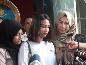 Pacar Berasumsi Faye Nicole Sebar Foto Bugil Vanessa Angel