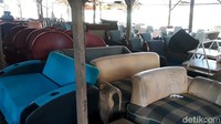 Gimana, penasaran ingin berkunjung? Setiap harinya, Mal Rongsok Agi buka mulai pukul 08.00 WIB hingga 17.00 WIB.