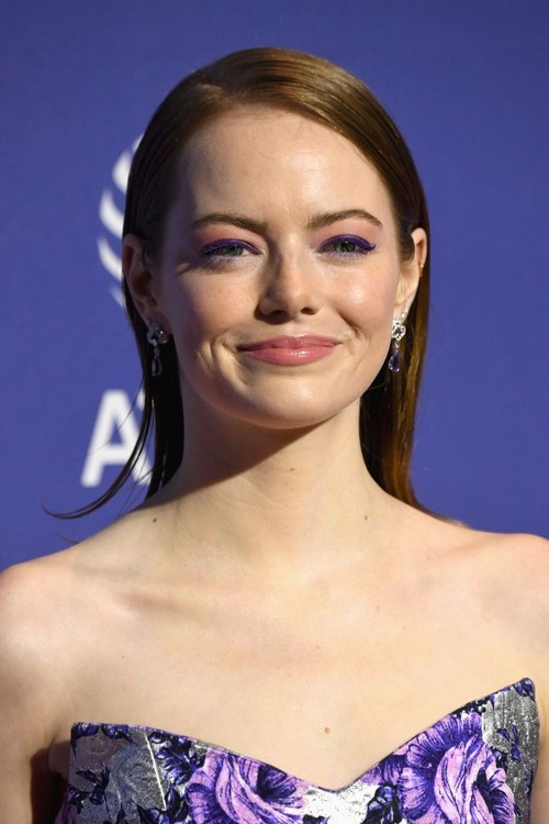 PALM SPRINGS, CA - JANUARY 03:  Emma Stone attends the 30th Annual Palm Springs International Film Festival Film Awards Gala at Palm Springs Convention Center on January 3, 2019 in Palm Springs, California.  (Photo by Frazer Harrison/Getty Images for Palm Springs International Film Festival)