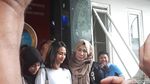 Berwajah Sedih, Vanessa Angel Keluar dari Polda Jatim