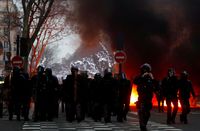 Aksi Protes Rompi Kuning Kembali, Paris Mencekam
