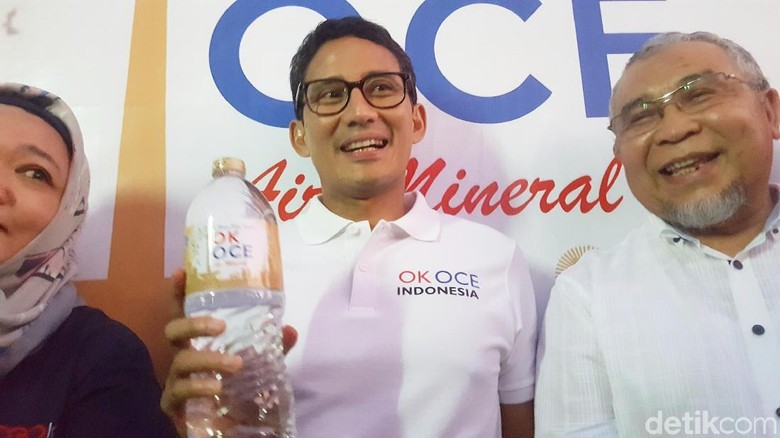 Resmikan Produk Air Mineral, Sandi Ingin Buktikan OK OCE Masih Berjalan Resmikan Produk Air Mineral, Sandi Ingin Buktikan OK OCE Masih Berjalan