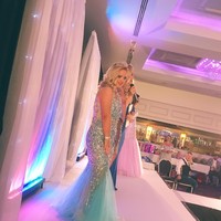 Perjalanan Kate menjadi model internasional terekam dalam program BBC bertajuk True North: Role Model. Padahal sebelumnya Kate sering ditolak karena mengidap Down Syndrome. Foto: Dok. Instagram @kategrantmodel