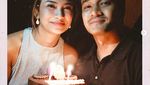 Tiup Kue Ultah dan Makan Bareng, Momen Vanessa Angel dan Kekasih