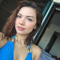 Seperti dikutip Daily Star, sejak sosok Dr Marjan Nassiri menjadi viral dan dinobatkan netizen salah satu sebagai dokter gigi tercantik di dunia, pasiennya bertambah setiap harinya. Dia pun senang, bukan hanya pasiennya bertambah tapi juga karena semakin banyaknya orang sadar untuk merawat gigi. Foto: Dok. Instagram @marjpotato