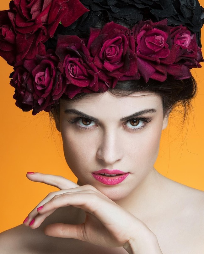 Kelleth Cuthbert adalah seorang model dari agensi Wilhemina, agensi yang sama saat pertama kali Kendall Jenner mulai terjun di dunia model.  Foto: Instagram (@Kellethcuthbert)