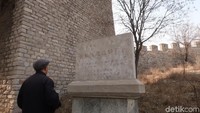 Menurut catatan sejarah, The Great Wall of Qi dibangun pada masa Dinasti Qi, sekitar 685 sebelum masehi. Di masa itu ada dua kerajaan yang berkuasa yaitu, Qi dan Lou. (Bonauli/detikTravel)