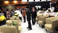 Ruang pusat penyiaran dan informasi parlemen ini sebagai wujud dari program parlemen modern yang tengah dilakukan oleh DPR sehingga masyarakat dengan mudah mengakses seluruh kegiatan para anggota DPR.