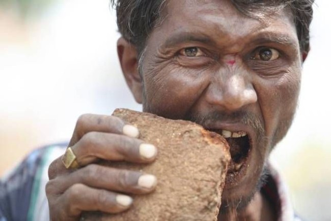 Makan Lumpur hingga Deodoran, 5 Kecanduan Makan Ini Bikin Geleng Kepala