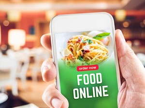 Perhatikan 5 Hal Ini Sebelum Pesan Makan Sahur Lewat Ojol