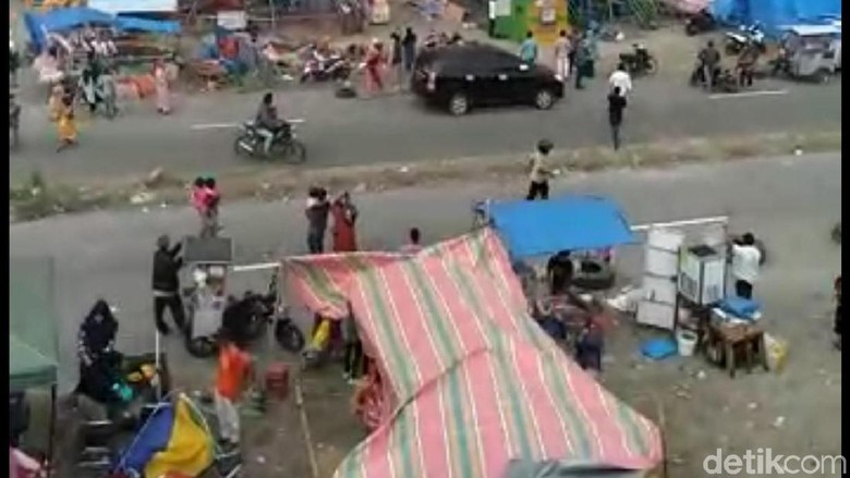 Angin Puting Beliung Terjang Lokasi Pesta Rakyat di Aceh, 8 Terluka Angin Puting Beliung Terjang Lokasi Pesta Rakyat di Aceh, 8 Terluka
