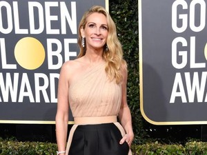 10 Selebriti Berbusana Terbaik di Golden Globes 2019, Siapa Favoritmu?